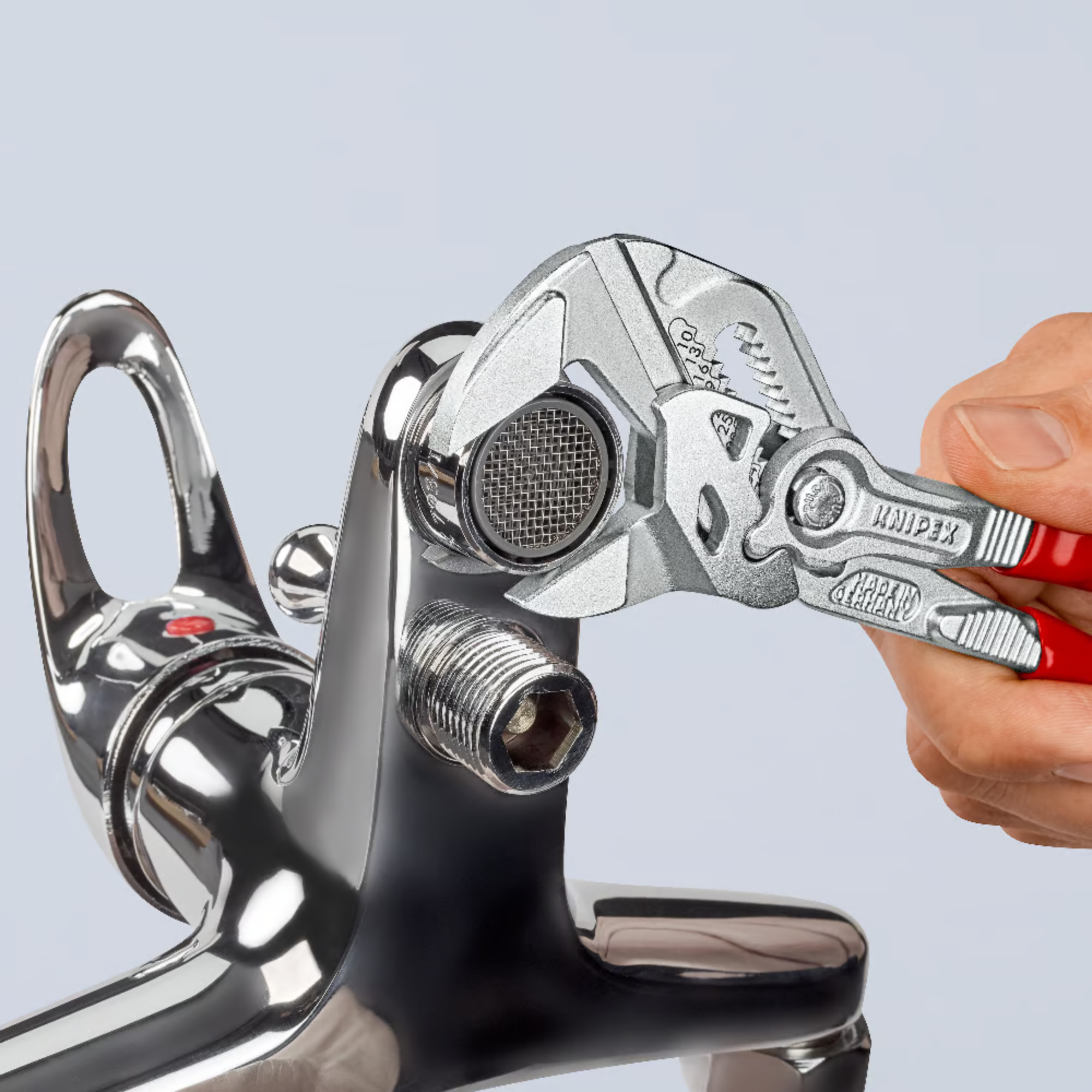 KNIPEX 86 03 180 SB Pinza de extensión y llave en una sola herramienta 180 mm (7 1/4")