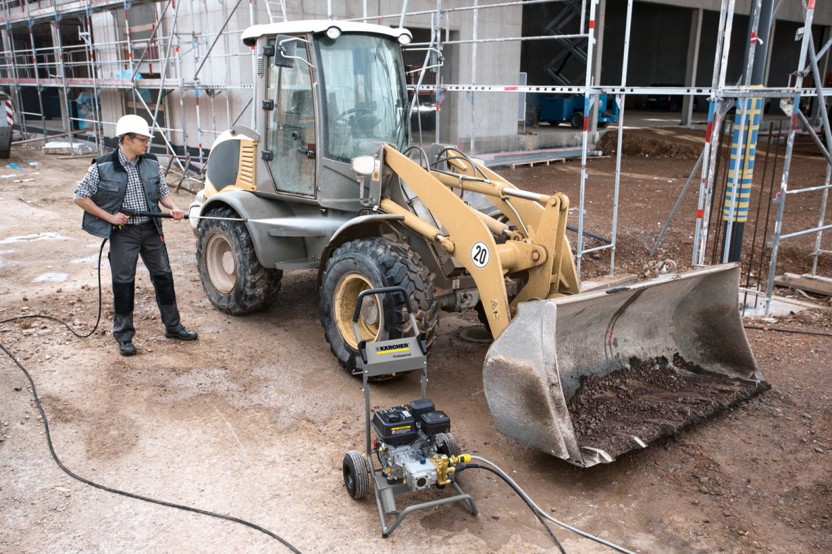 Karcher Hidrolavadora de combustión HD 6/15 G Classic