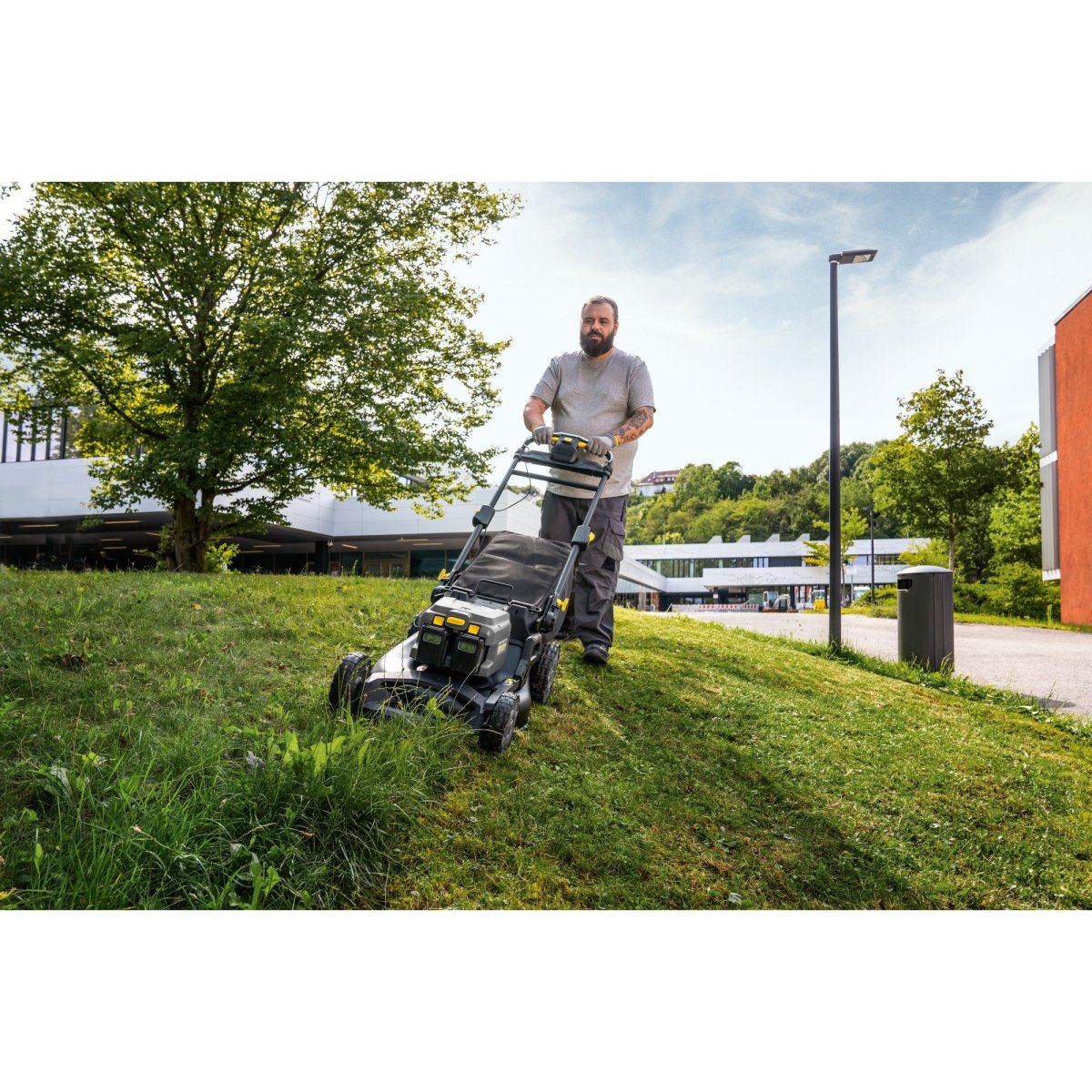 Karcher Pack Podadora con batería y cargador